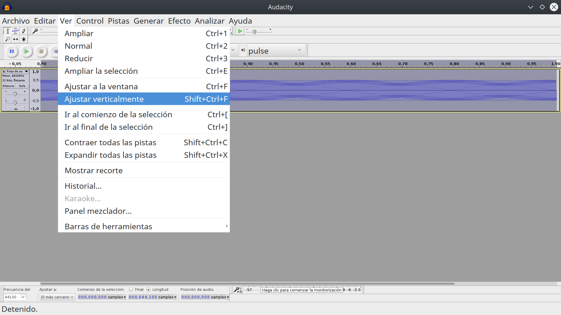 Pantalla de Audacity mostrando la opción Ver y Ajustar Verticalmente.